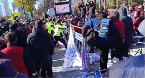 VIDEO| Protestas en Corea del Sur contra la prohibición de venta de carne de perro