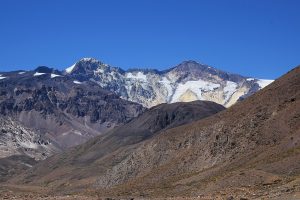 Carabineros encuentra los cuerpos de tres andinistas desaparecidos en cerro Marmolejo