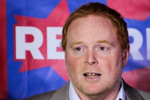 Terremoto en la ultraderecha: Rojo Edwards renuncia a Partido Republicano a días de Plebiscito