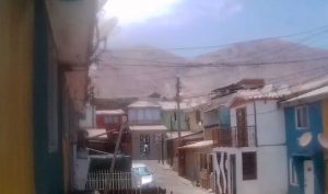VIDEO| Personas corriendo y rodados en cerros: Primeros registros de sismo en Tocopilla