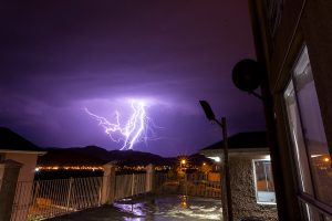 Alerta Temprana Preventiva en 9 comunas de La Araucanía por fuertes tormentas eléctricas