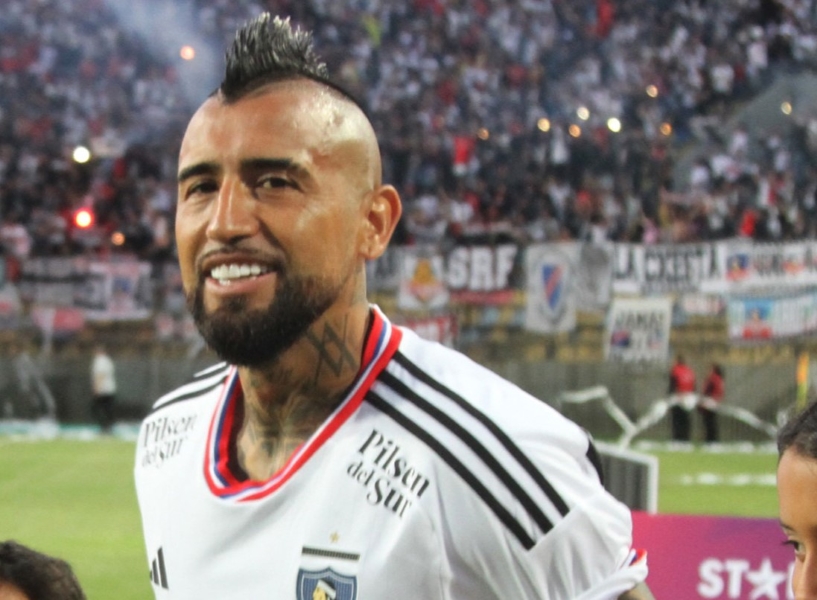 «Es un sueño volver»: Vidal jugó 60 minutos en su emotivo regreso a Colo-Colo