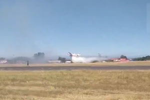 VIDEO| Momento exacto en que avioneta de CONAF se estrella mientras combatía incendio forestal