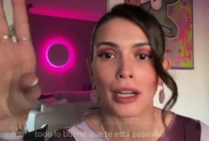 VIDEO| En sentido live Coni pide que dejen de agredir a Vivi: "Mis amigos son intocables"