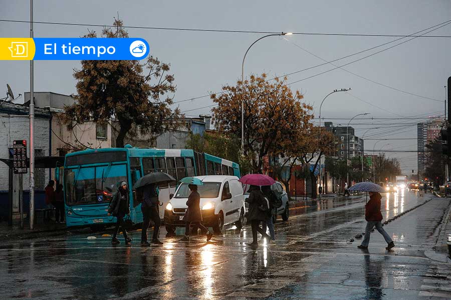 ¿Vuelve la lluvia a Santiago? Jaime Leyton se la juega con pronóstico para próximos días