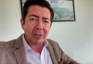 Alcalde de Antofagasta insiste en dichos contra concejala: “Sacó unos fideos con salsa”