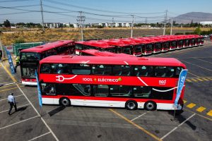 Gobierno zanja la “falsa polémica” de los buses de dos pisos: Circularán al Aeropuerto
