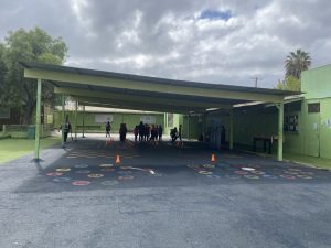 De escuela vulnerable a escuela solar: Recinto de Quilpué genera luz y calor con paneles