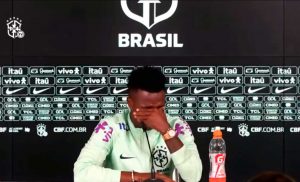 VIDEO| Vinicius Jr. rompe en llanto por el racismo: “Cada vez tengo menos ganas de jugar”