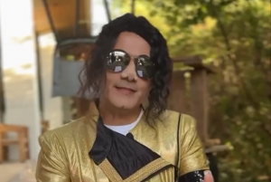 VIDEO| Con hilarante registro Cristián Henríquez celebra triunfo a abogados de Michael Jackson