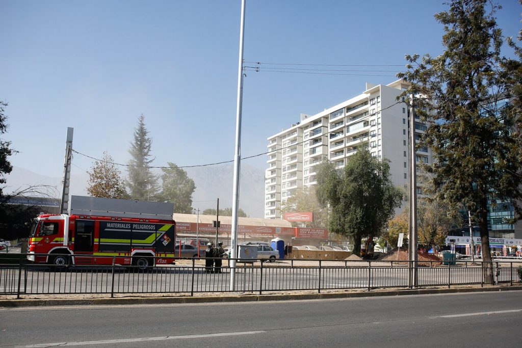 VIDEO| Emergencia por fuga de gas en Plaza Egaña: Evacuaciones de colegios, mall y edificios