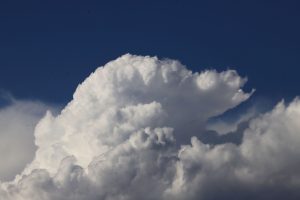 Bombardeo de nubes: Método que aplicarán en Coquimbo fue descartado por Israel tras estudios