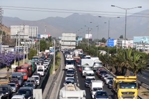 Accidente fatal en Américo Vespucio causa altísima congestión: Desde La Florida a Peñalolén