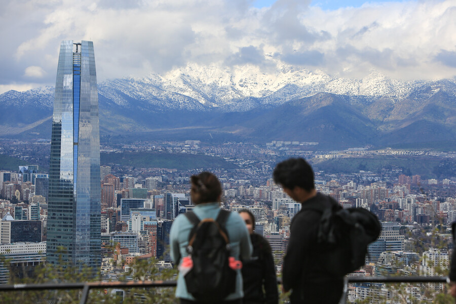 Chile bajo el equilibrio: Confianza de los consumidores es la más negativa de Latinoamérica