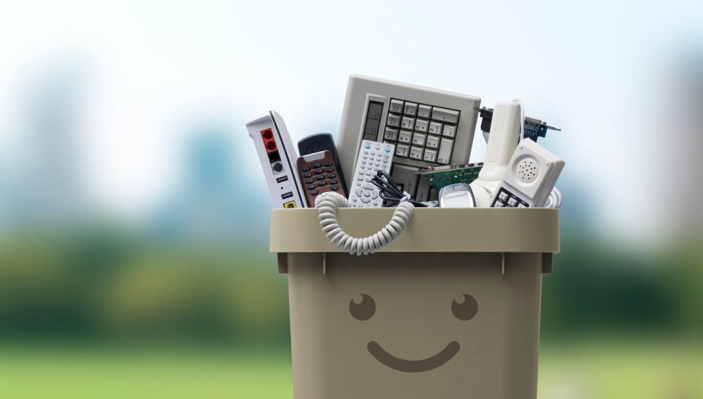 Día del Reciclaje: 68% de chilenos no ha reciclado residuos electrónicos en últimos 6 meses