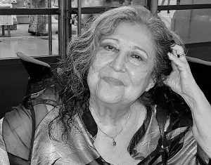 Muere Carmen Berenguer, destacada poeta nacional que le hizo frente a la dictadura