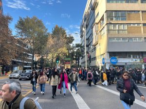 VIDEO| Colapso total: Centro de Santiago y Providencia con serios problemas por Alerta Metro