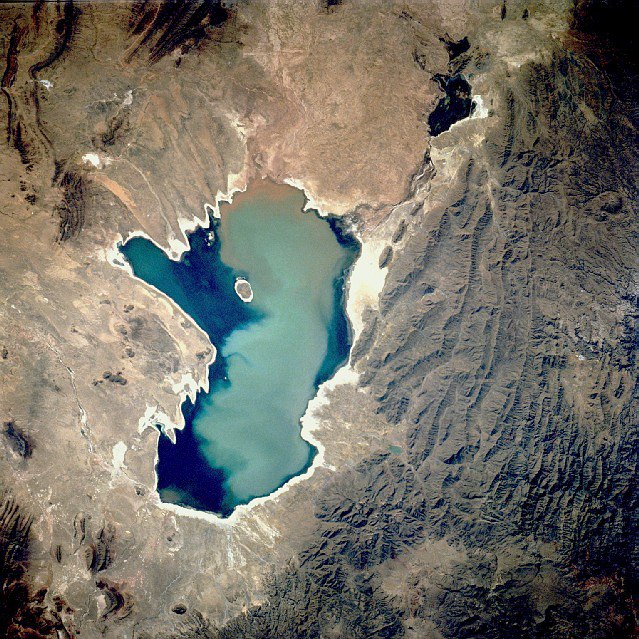 Tristeza: Se evapora el segundo lago más grande de Bolivia