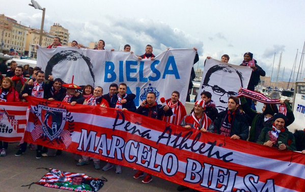 #GraciasBielsa: El homenaje de los hinchas del Athletic y Marsella al «Loco»