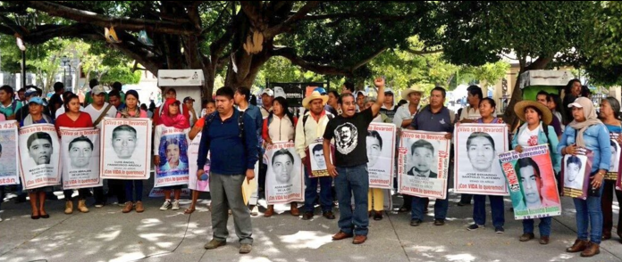 43 de México: Padres de estudiantes rechazan dinero del Estado