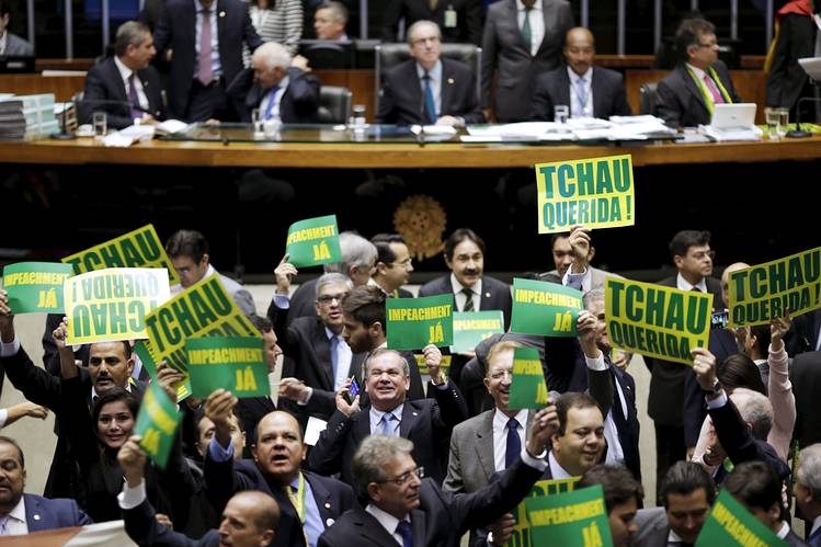 En nombre de Dios, Brasil y el golpe del 64: Los argumentos del Congreso en el impeachment a Dilma Rousseff