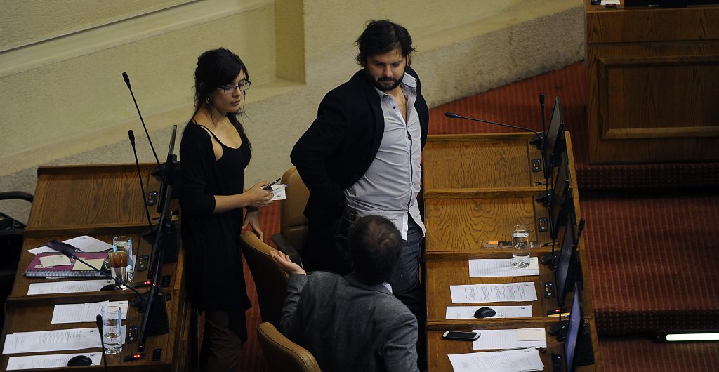 Vallejo y Boric critican la propuesta de reponer voto obligatorio: «Es poner la carreta antes de los bueyes»