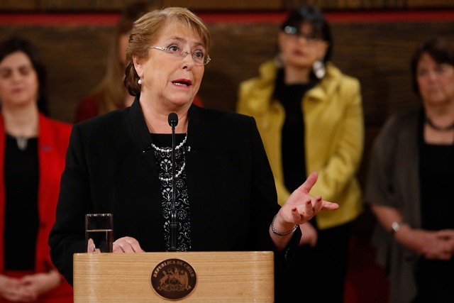 REDES| El jaque mate de Luis Mesina al mensaje tuitero de Bachelet contra «la violencia»