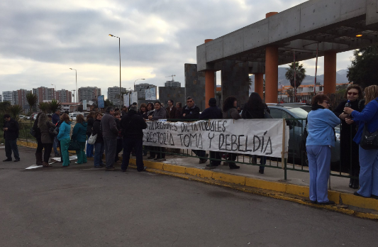 Universidad de Antofagasta en toma: Estudiantes endurecen movilizaciones ante autoritarismo de rectoría