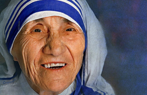 Cuentas oscuras, defensa de dictadores y fanatismo religioso: La otra cara de santa Teresa de Calcuta