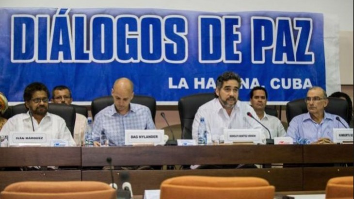 Principios, intereses y diplomacia:  ¿Por qué Chile contribuye con la paz en Colombia?