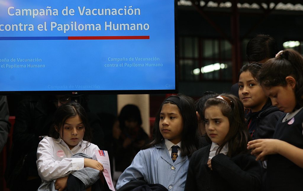 La judicialización de la vacuna contra el Papiloma Humano: El dilema de la salud pública ante los grupos antivacuna