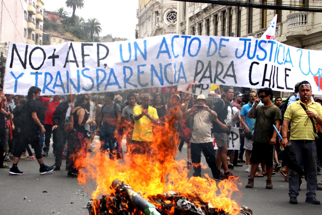 FOTOS| Así se vivió la gran marcha de trabajadores y estudiantes en Valparaíso durante el Paro Nacional #No+AFP