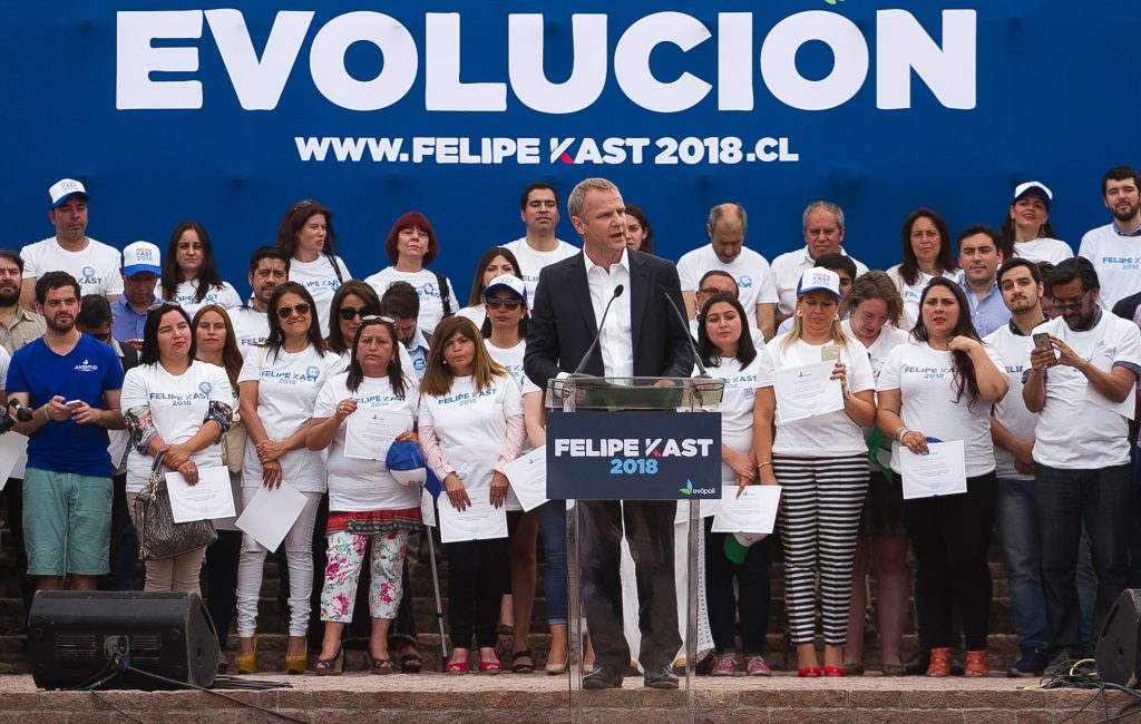 Felipe Kast 2018: Lanza sitio web para convocar voluntarios que trabajen en su campaña y Evopoli anuncia programa