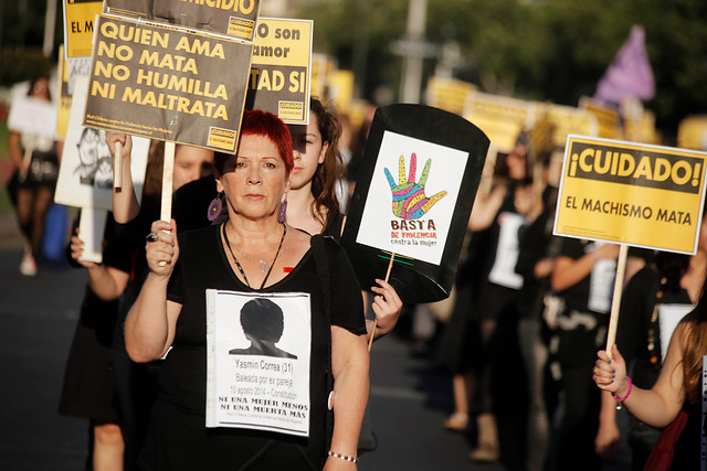 «El machismo mata»: Red Chilena presenta dossier informativo sobre violencia contra las mujeres en el último año