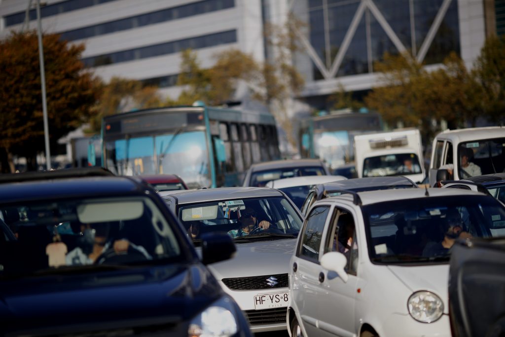 Madrid evalúa prohibir la circulación de autos particulares en grandes avenidas