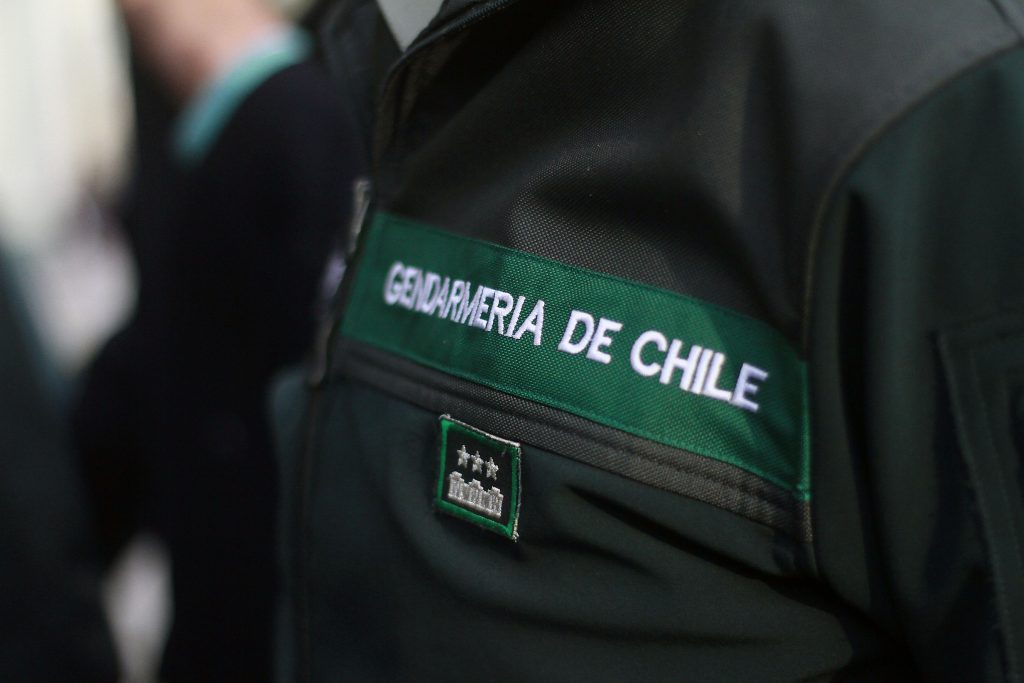 Interna de Cárcel de Valdivia denuncia que personal de Gendarmería lanzó gas pimienta en sus partes íntimas
