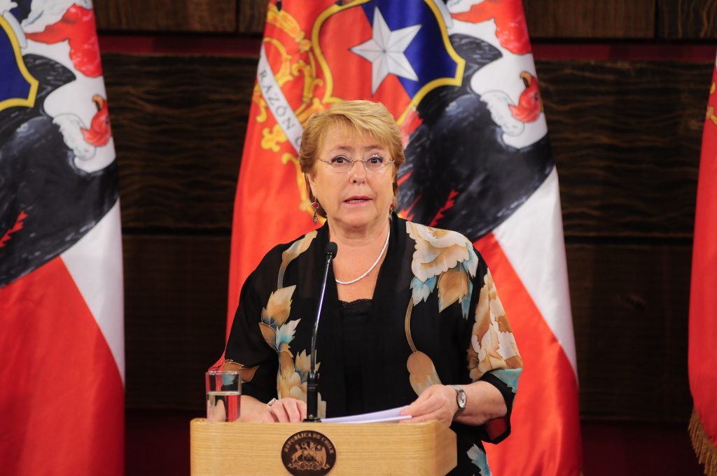 Bachelet sella compromiso por matrimonio igualitario: «El 60% de nuestros compatriotas lo apoya»