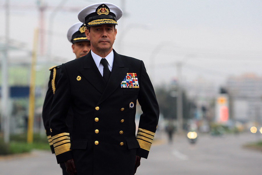 Ex comandante en Jefe de la Armada culpa de incendios a «terrorismo mapuche»