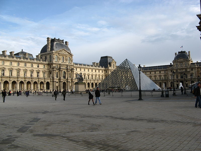 Nuevo ataque terrorista en Francia provoca el caos en el Museo del Louvre de París
