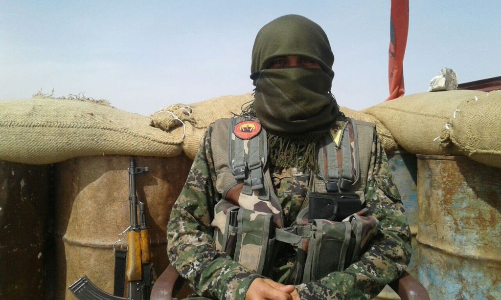 «Apoci», el chileno que combatió al Estado Islámico en Rojava