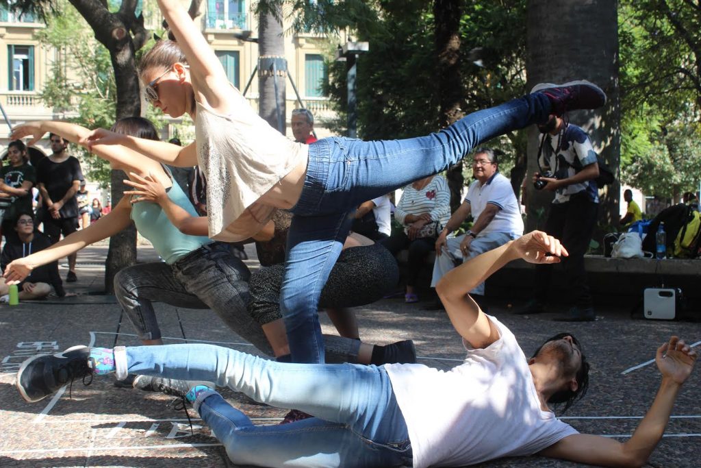 La danza contemporánea se toma la Plaza de Armas (gratis y para todo espectador)