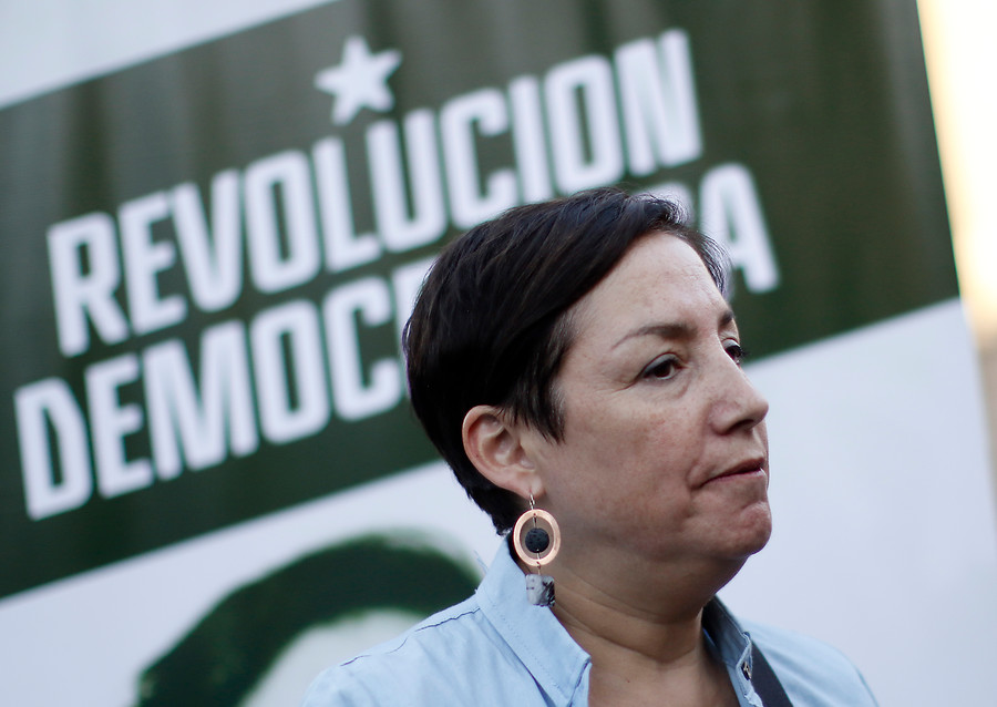 Beatriz Sánchez: «Hoy es más grave robar un celular que la plata de todos los chilenos»