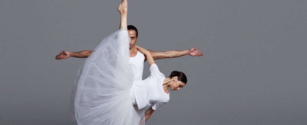 Ballet de Santiago abre el 2017 a teatro lleno junto a la Orquesta y el Coro