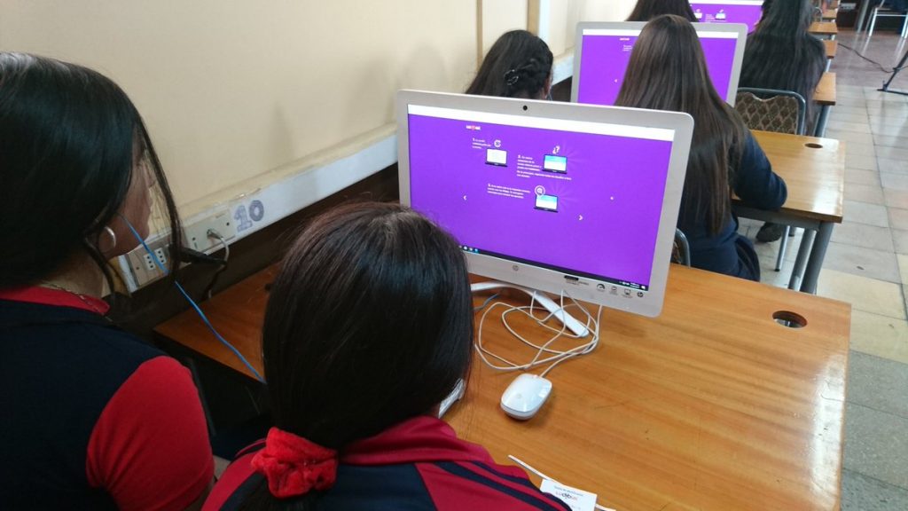 Ludibuk: Lanzan innovadora plataforma digital para incentivar lectura y mejorar comprensión de estudiantes chilenos
