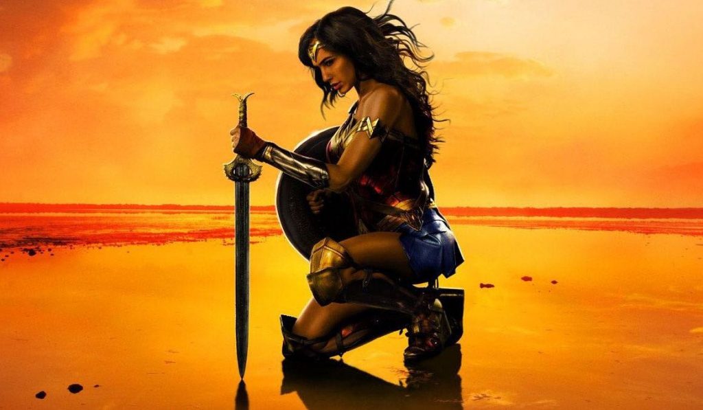 La crítica internacional se rinde ante la primera película de superhéroes protagonizada por una mujer