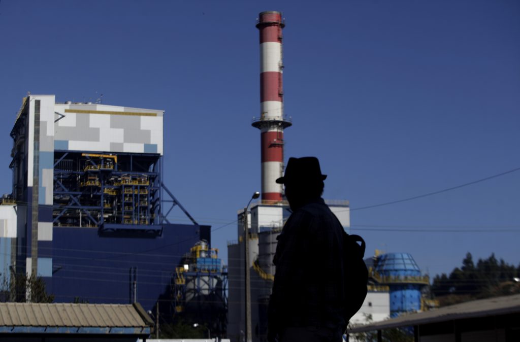 El duro mensaje de la líder del Acuerdo de París a la industria eléctrica chilena: “Es necesario desplazar el carbón por completo”