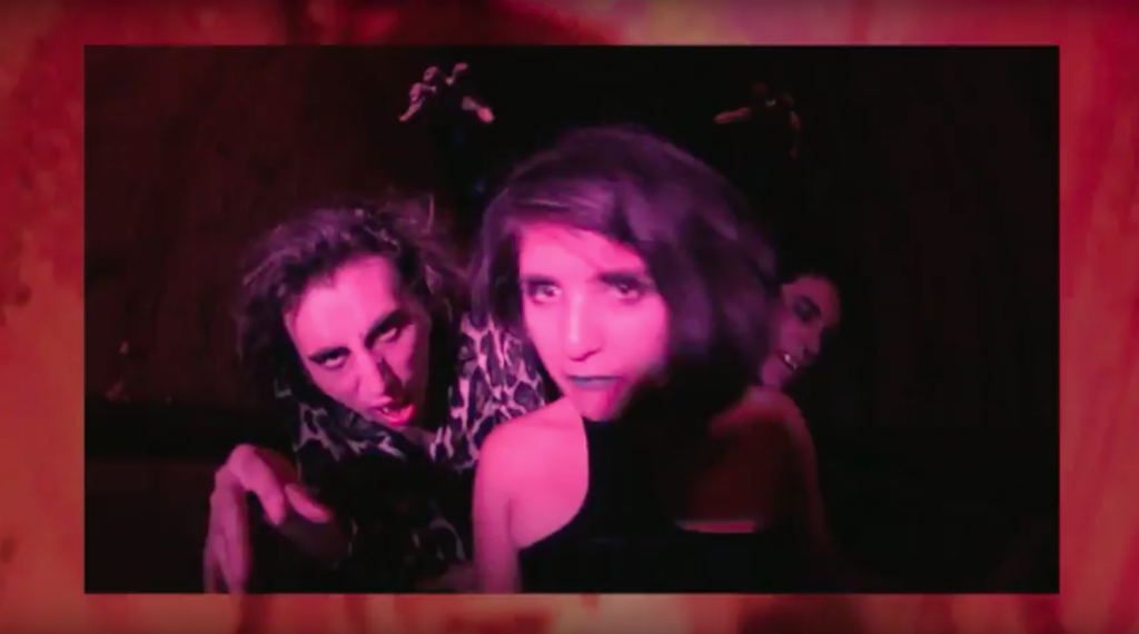 VIDEO| Trementina toca dream pop como vampiros en «Out The Lights», el segundo single de «810»