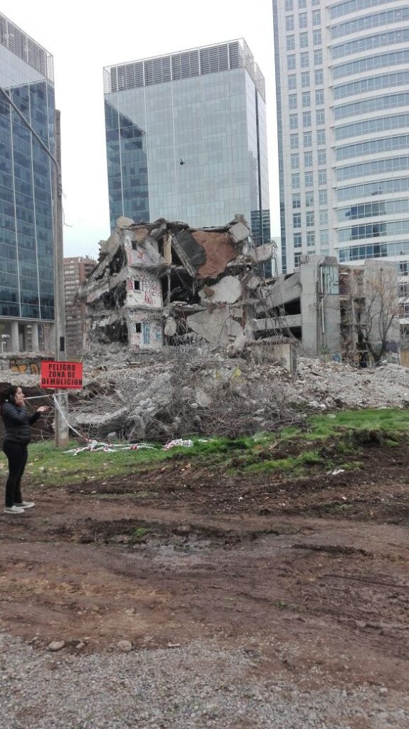 Inician demolición de Villa San Luis a cuatro días de que se votara como monumento histórico
