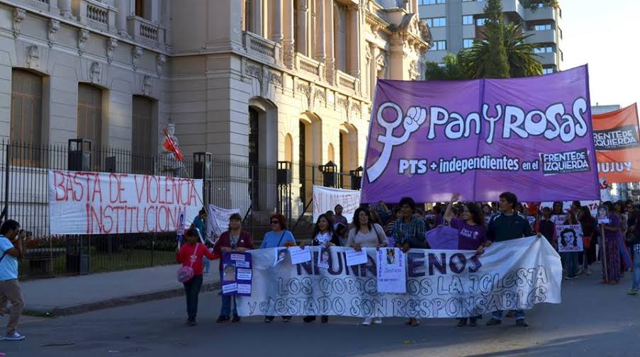 México: Acusan a organización feminista Pan y Rosas de encubrir a militante trotskista por abuso sexual a chilena