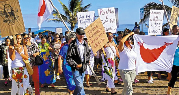 Presidente del Parlamento de Rapa Nui en picada contra Piñera: «Llamo a los chilenos a no elegir a este señor»